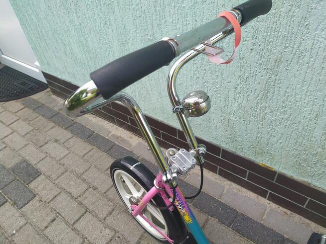 Rower trójkołowy rehabilitacyjny.