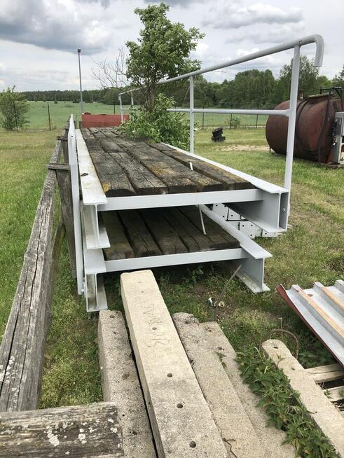 Most skręcany 11 metrów na 4 metry .