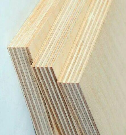 Cięcie płyt Warszawa , cięcie blatów Warszawa Swiss Krono