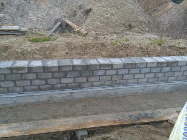 POMOCNIK BUDOWLANY, MURARZ