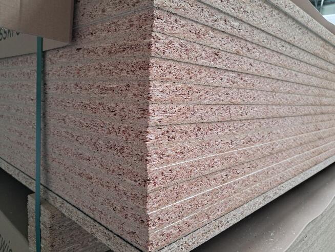 Płyta wiórowa NRO niezapalna 18 mm 2800x2070