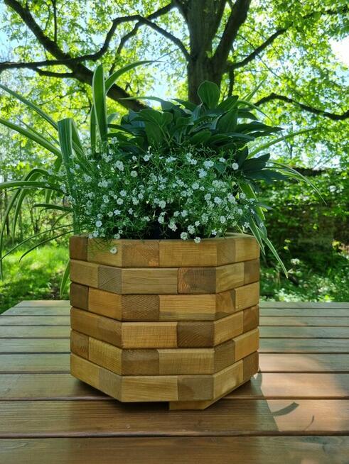 Donica drewniana sosnowa OŚMIOKĄTNA