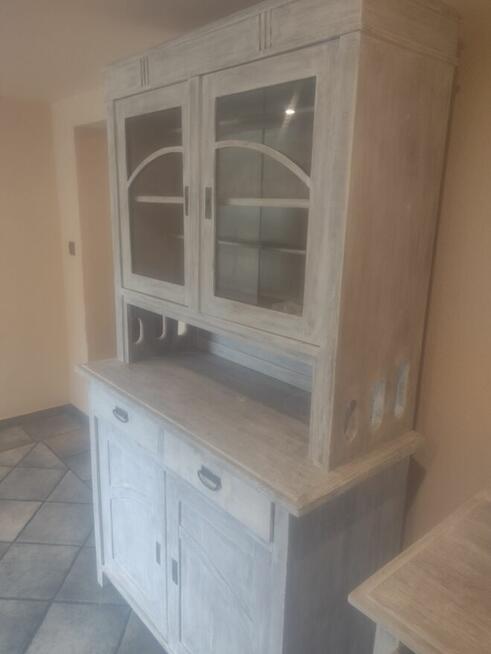 Kredens przedwojenny