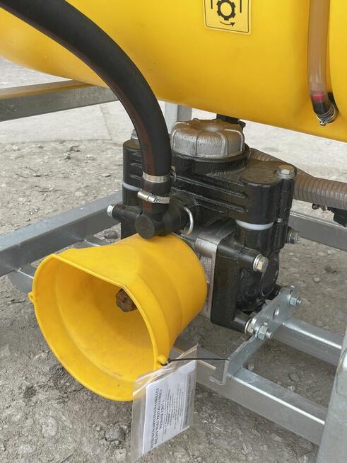 Opryskiwacz polowy zawieszany POLIMER 400/12 RSM ocynkowany