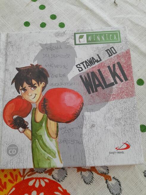 Płyta cd Stawaj do walki zespołu Winnica z książką