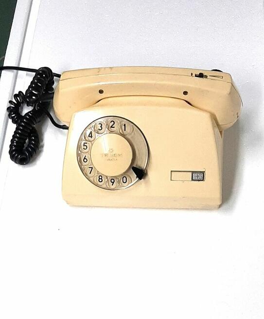 Polecam Telefon kolekcjonerski Pamiątka z okresu PRL-u