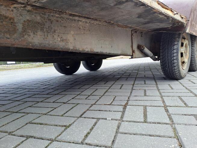 Przyczepa towarowa platforma DMC 1500 kg.