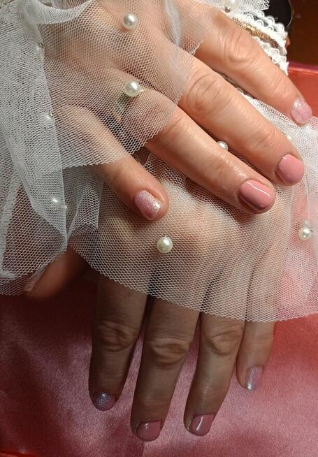 Wykonam paznokcie hybrydowe oraz przedłużane