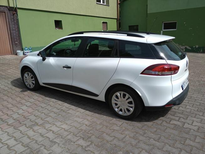 Sprzedam samochód osobowy marki Renault Clio z gazem