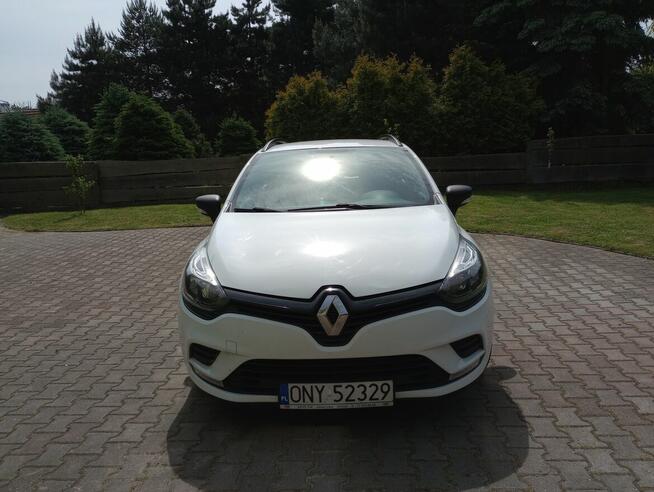 Sprzedam samochód osobowy marki Renault Clio z gazem