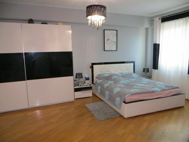 Lokal mieszkalny - Warszawa, Sobieskiego 1