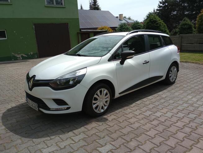 Sprzedam samochód osobowy marki Renault Clio z gazem