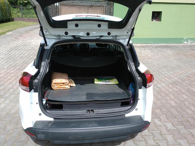 Sprzedam samochód osobowy marki Renault Clio z gazem