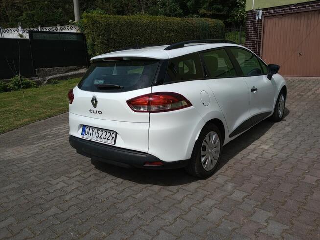 Sprzedam samochód osobowy marki Renault Clio z gazem