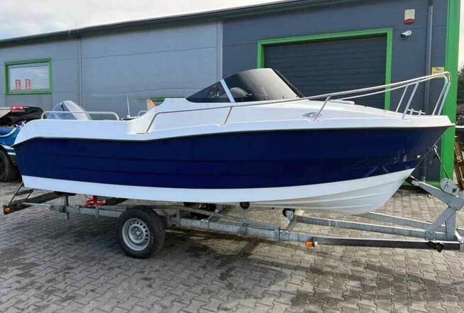 ŁÓDZ MOTOROWA KABINOWA OPEN 540 z Przyczepą DMC1000 kg