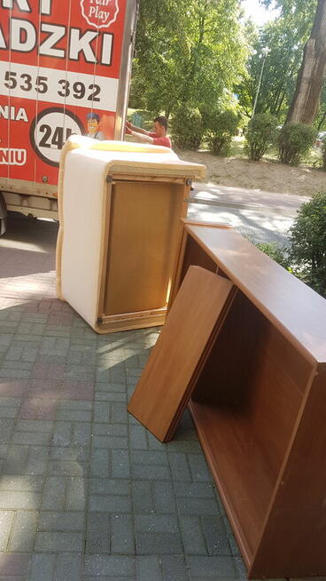 WYWÓZ MEBLI AGD opróżnianie mieszkań domów piwnic