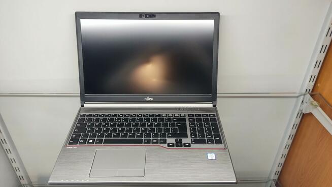 Fujitsu E756 I5 8 GB RAM 240 GB SSD WIN11PRO - LapCenter.pl