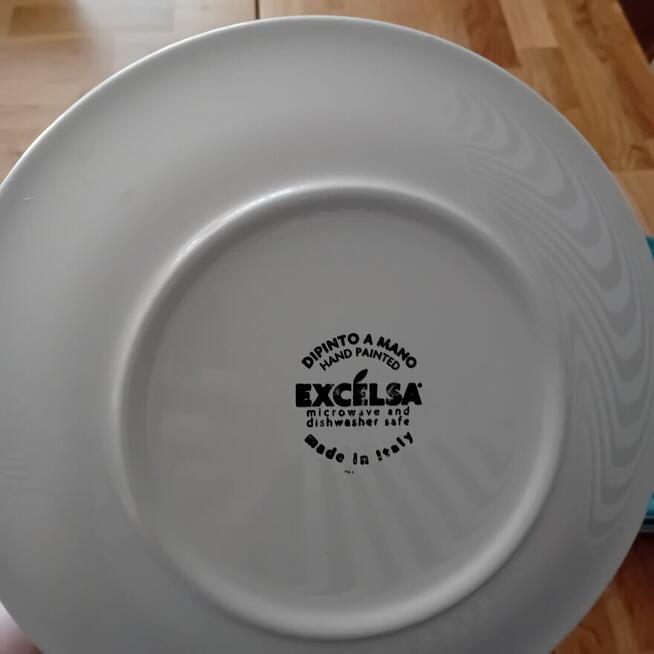Sprzedam nowy komplet talerzy Excelsa!!!