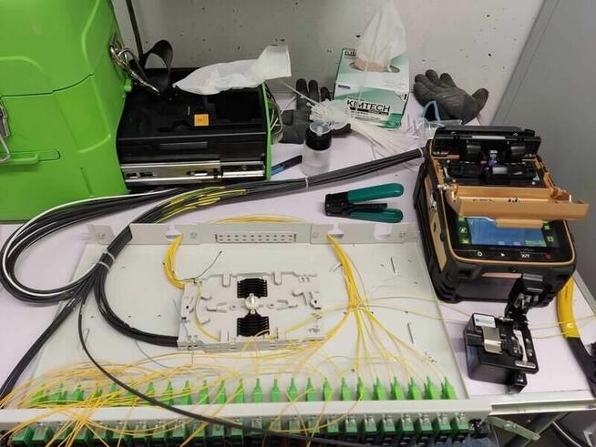 Usługi elektryczne, komputerowe, spawanie światłowodów