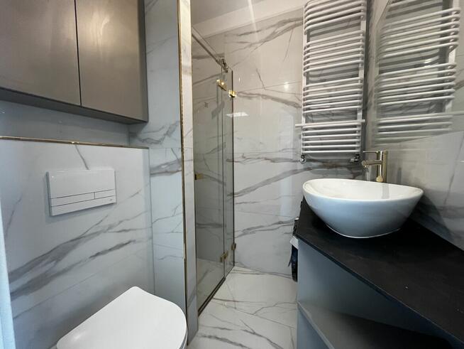 Nowoczesna kawalerka z klimatyzacją i tarasem