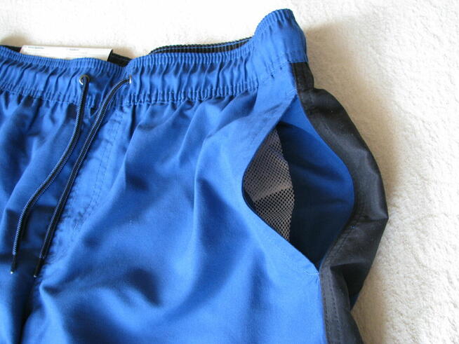 Szorty, krótkie spodenki męskie sportowe rozm. M