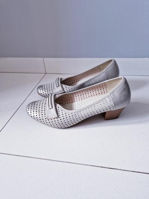 Damskie ażurkowe czółenka, mokasyny