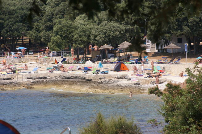 Zabiorę do Chorwacji na camping naturystyczny