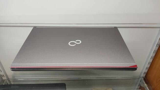 Fujitsu E756 I5 8 GB RAM 240 GB SSD WIN11PRO - LapCenter.pl