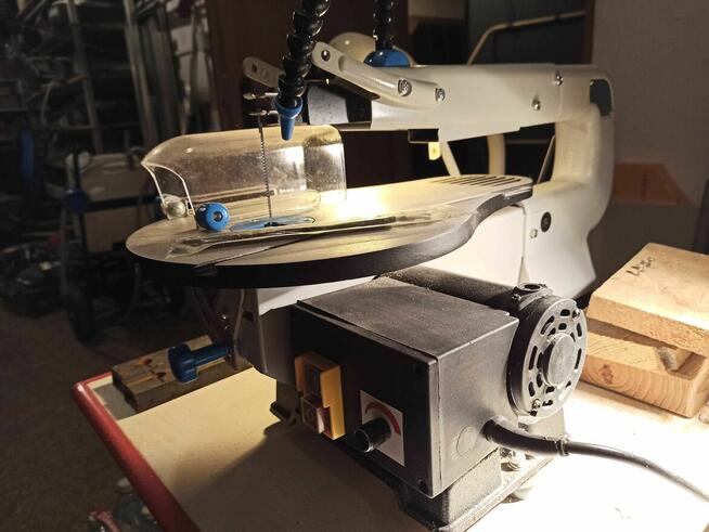 Wyrzynarka stołowa Piła włosowa MacAllister MSS125 410mm