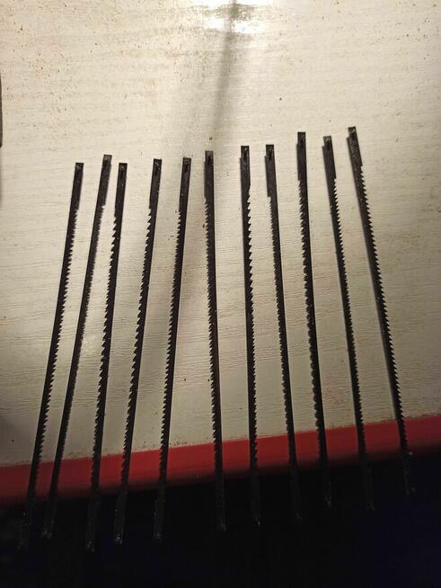 Wyrzynarka stołowa Piła włosowa MacAllister MSS125 410mm