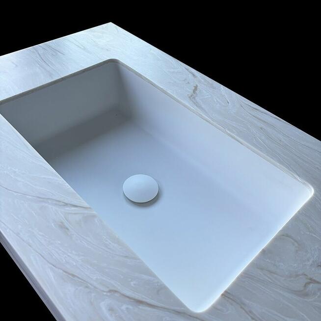 Umywalka prostokątna zintegrowana z blatem, marmo