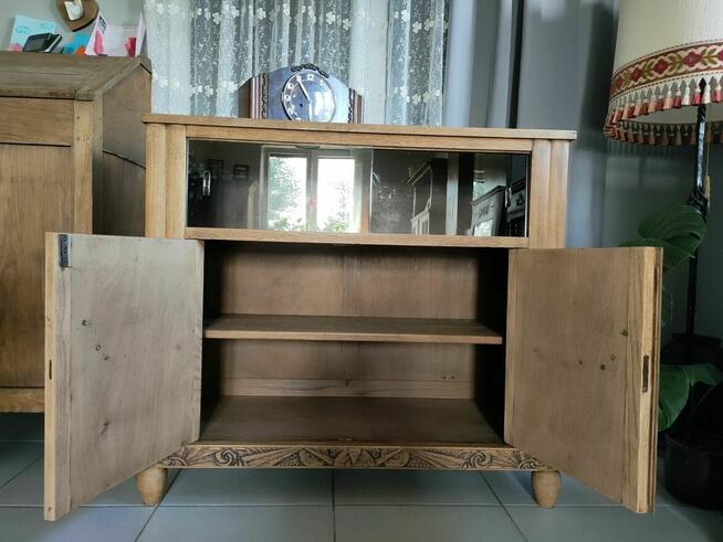 Zadbana komoda dębowa