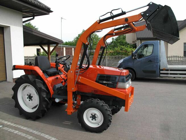 Mini Traktorek Kubota GL23 4X4 23KM Ogrodniczy Nowy Ładowacz