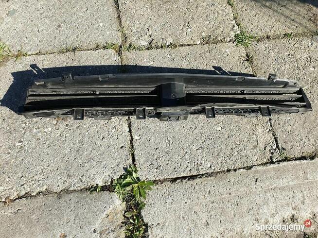 Żaluzja roleta wlot powietrza dolna BMW G30 G31