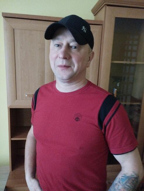 hejka! Mam na imię Piotrek, szukam kobiety