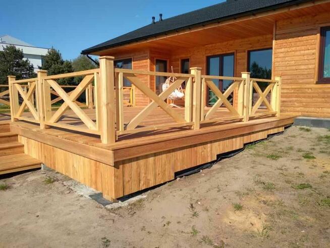 Deski tarasowe modrzew syberyjski 28x150mm ryflowana i gładk