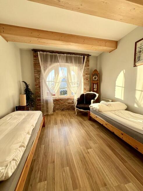 Atrakcyjny dom z basenem w górach