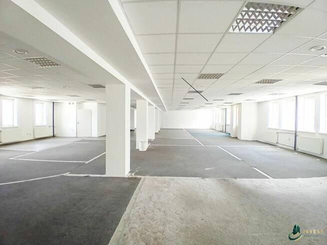 NIERUCHOMOŚĆ KOMERCYJNA Z SZEROKIMI MOŻLIWOŚCIAMI