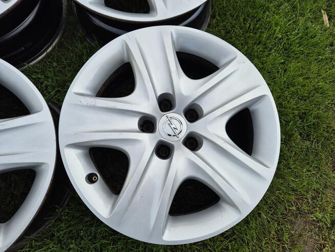 Felgi strukturalne 17 5x115