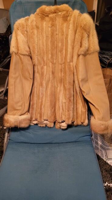 Skóra naturalna z naturalnym futrem z norek ,beżowa