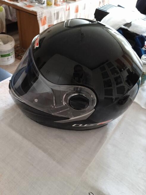 Kask na motor