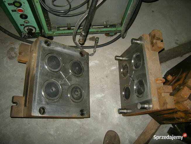 Forma wtryskowa pasuje m.in. do żywiec formoplast 395/165