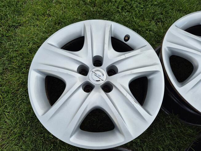 Felgi strukturalne 17 5x115