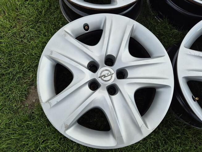 Felgi strukturalne 17 5x115