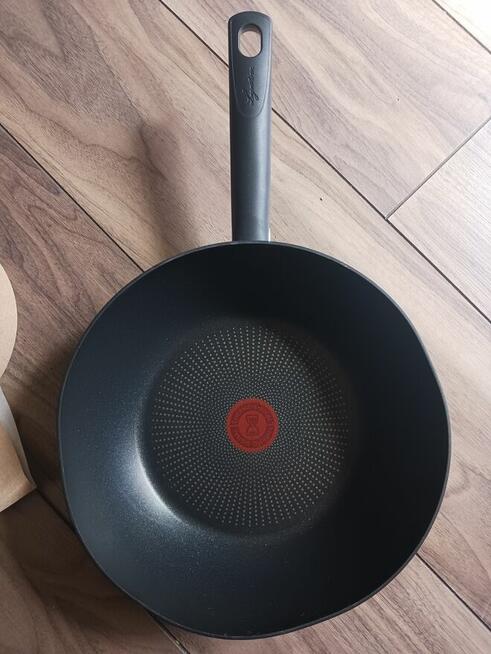 Patelnia wok 28 cm wysyłka gratis