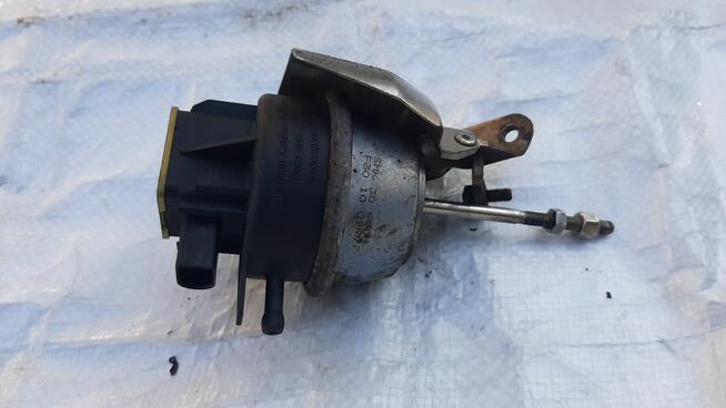 GRUSZKA ZAWÓR VW SKODA SEAT AUDI Q5 A4 A5 A6 nr. F301009R17