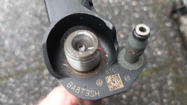 WTRYSKIWACZE 03L130277 2.0 TDI VW AUDI CAH CAG CBB CBD CEG