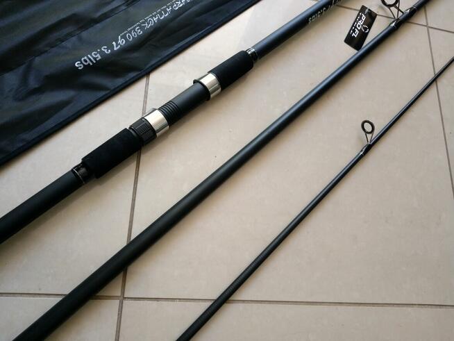 Mocna karpiówka FL Attack Carp 3,90m 3,5lbs