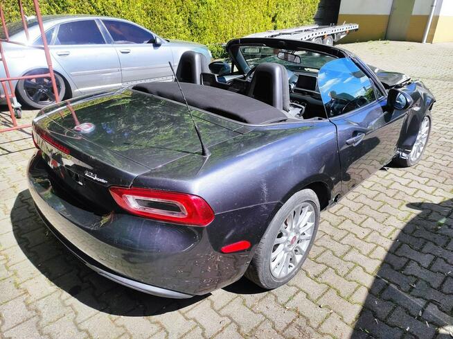 Fiat 124 Spider 2016 160 KM