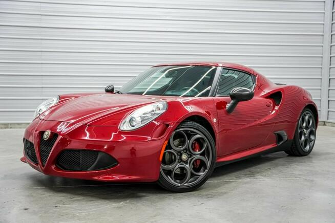 Alfa Romeo 4C 2015 Launch Edition